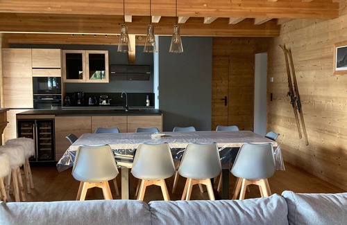 Les Deux Alpes Ski Chalet | Chalet Neuf Plein Centre