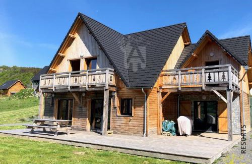 Chambon-sur-Lac Ski Chalet | Chalet Nid Nous