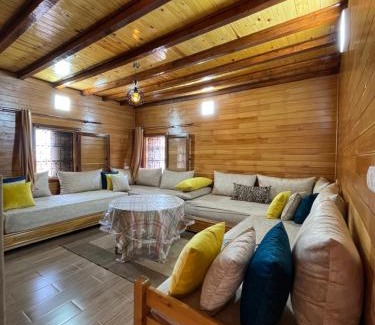 Zaouia Ben Smine Ski Chalet | Chalet nina