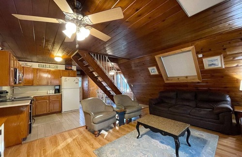 Stevensville House | Chalet on the Lake 81 w/Beach Access, Pools, Sport Courts, Fishing Pond & more!