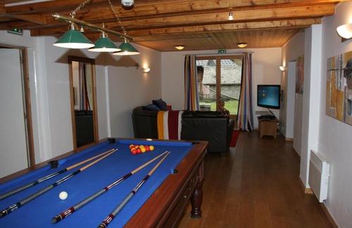 Saint-Jean-dʼAulps Ski Chalet | Chalet Peillex