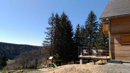 Mont-Dore Ski Chalet | Chalet Pom'Pin