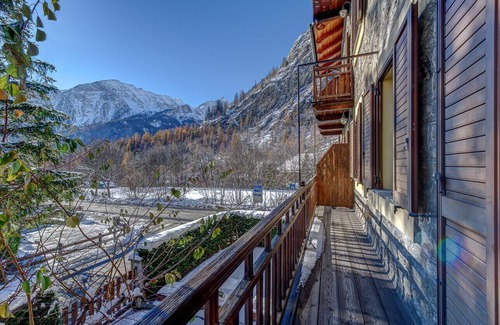Courmayeur Apartment | Chalet Pontal 8 Wifi & Parking