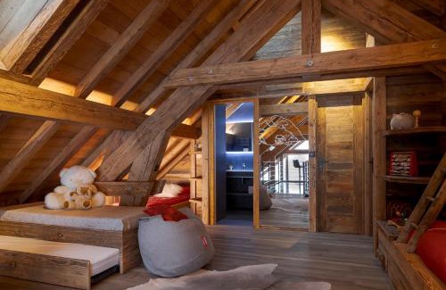 Les Deux Alpes Ski Chalet | Chalet Prestige l'Atelier Lodge