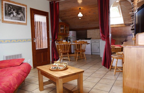 Villard-Reculas Apartment | CHALET PRIVE MON REVE APPART no3 on DOMAINE ALPE D'HUEZ IN VILLARD RECULAS