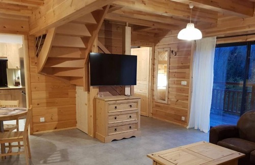 Bussang Ski Chalet | Chalet "Refuges des Hauts 5" with Private Terrace & Wi-Fi