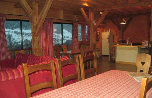 Doucy-Combelouviere Ski Chalet | Chalet rental Savoie Doucy Resort linked to Valmorel