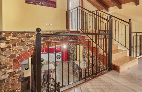 Puente de Domingo Florez Ski Chalet | Chalet 'Rio Cabrera' with Private Terrace and Wi-Fi