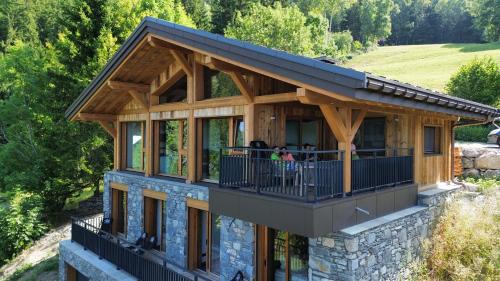 Montvalezan Ski Chalet | Chalet Roger