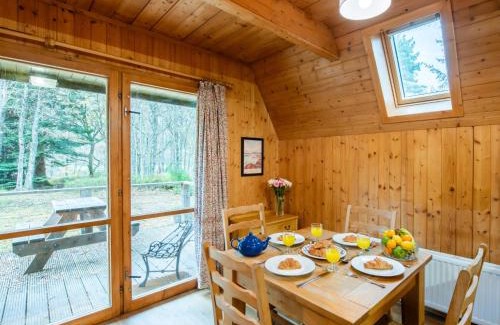 Cannich Ski Chalet | Chalet Rowan Cottage by Interhome