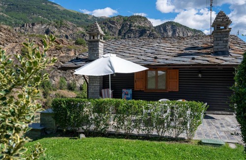 Arvier Ski Chalet | Chalet Sanitate by Interhome