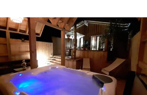Lacanau Ski Chalet | Chalet Savannaketh Avec Jaccuzzi Privatif