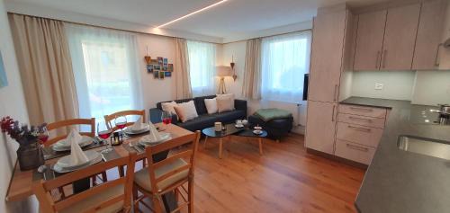 Graechen Apartment | Chalet Schneevogul