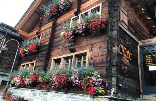 Zermatt Ski Chalet | Chalet Schuler