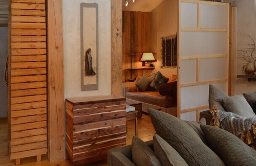 Sutton Ski Chalet | Chalet Sean zen, peaceful, on mountain brook,