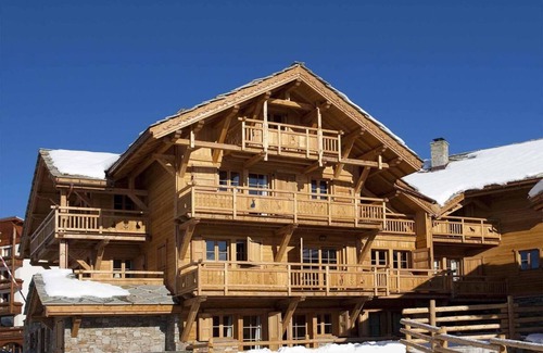 Cognet Ski Chalet | Chalet, ski-in/ski-out & foot of the slopes, fitness, sauna, balcony, fireplace or stove, parking