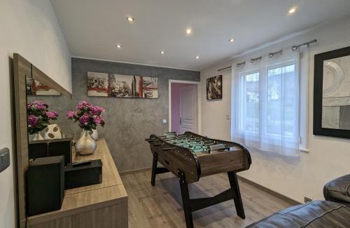 Ramonchamp House | Chalet spacieux avec sauna, spa et baby-foot, proche stations de ski - FR-1-589-671
