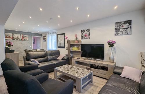 Ramonchamp House | Chalet spacieux avec sauna, spa et baby-foot, proche stations de ski - FR-1-589-671