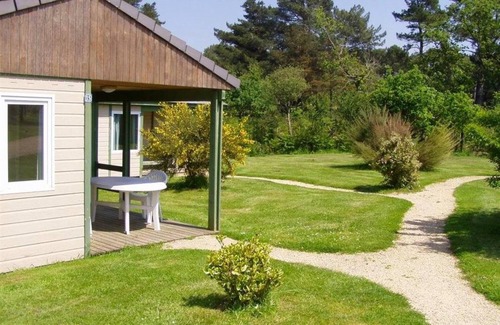 Pleumeur-Bodou Apartment | Chalet 'Standard 3' with Private Terrace and Shared Garden