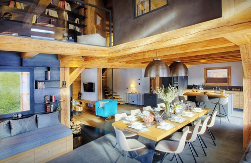 La Clusaz Ski Chalet | Chalet Stellaone - French Alps base for 12, spa & views - OVO Network