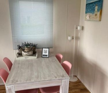 Petten Apartment | Chalet + tiny house nabij strand
