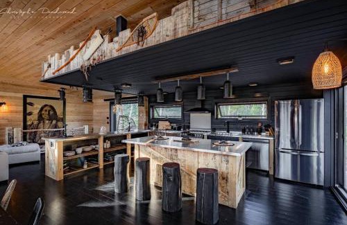 La Malbaie Ski Chalet | Chalet TIPI, Chic Charme & Nature