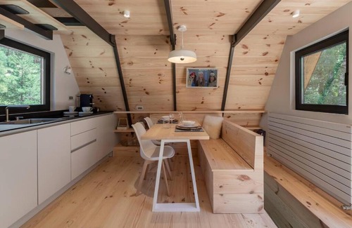 Cesana Torinese Ski Chalet | Chalet Tir Longë
