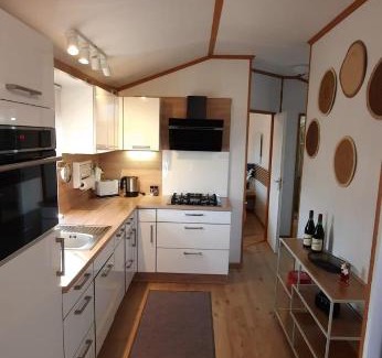 Lathum Ski Chalet | Chalet-Urlaubsglück am See