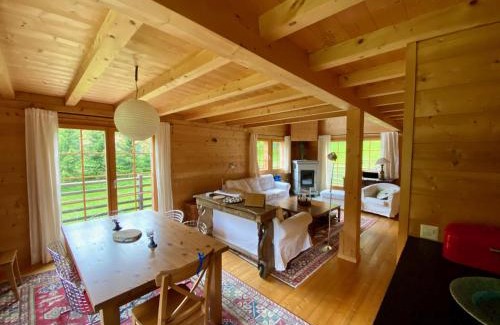 Saleinaz House | Chalet Val Ferret ideal for TMB, Hiking, Panorama