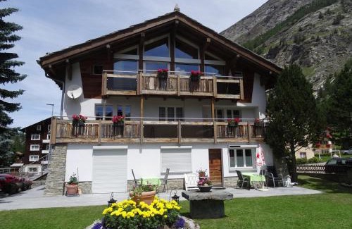 Saas Almagell Apartment | Chalet Wiesengrund EDELWEISS 6P