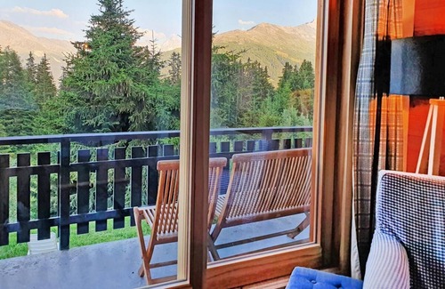 Vex Ski Chalet | Chalet, wifi, 100m from ski slopes, view mountain, terrace, balcony, fireplace or stove, parking, tv
