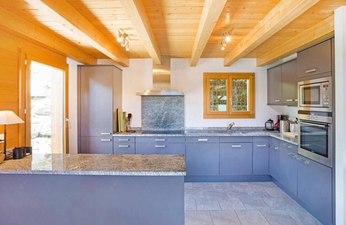 Heremence Ski Chalet | Chalet, wifi, view mountain, sauna, balcony, fireplace or stove, parking, tv, 150m², Thyon