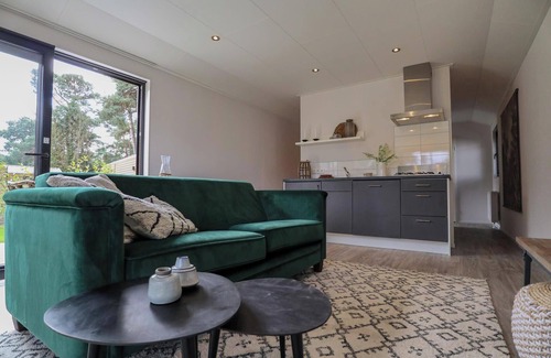 Noordoostelijk van Schaarsbergen House | Chalet with 1 bedroom and a terrace
