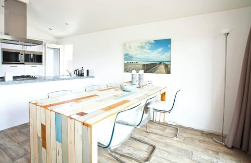 Breskens House | Chalet with 2 bedrooms and a terrace