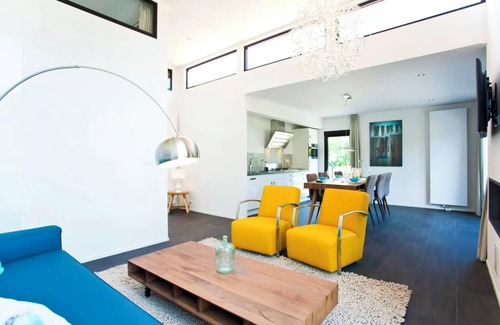 Halfweg House | Chalet with 3 bedrooms and a terrace