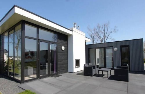 Halfweg House | Chalet with 3 bedrooms and a terrace