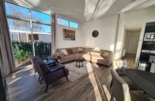 Susteren House | Chalet with 4 bedrooms and terrace