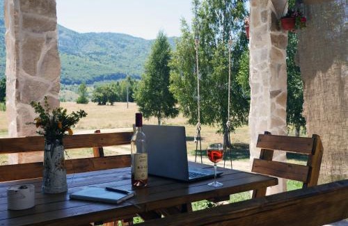 Savnik Other | Chalet with Barbecue in Brezna