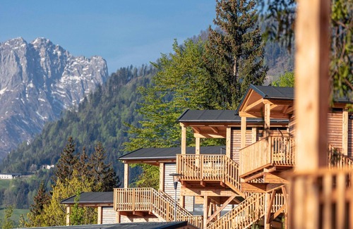 Mauthen Ski Chalet | Chalet With Dishwasher, in the Area