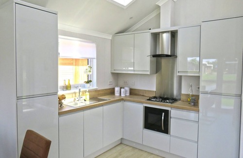 Mol Ski Chalet | Chalet with dishwasher in the green Kempen
