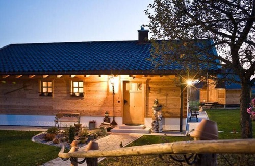 Mauth Apartment | Chalet with sauna and outdoor seating area