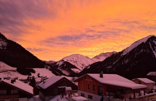 Berwang Apartment | Chalet Zur Rose in Berwang bij de piste