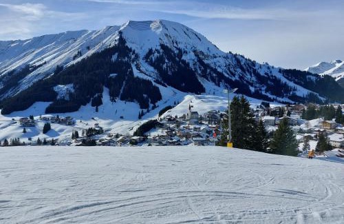 Berwang Apartment | Chalet Zur Rose in Berwang bij de piste