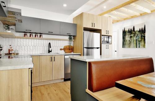 Stoneham Ski Chalet | Chalets Alpins- 10-A Chemin Alpin