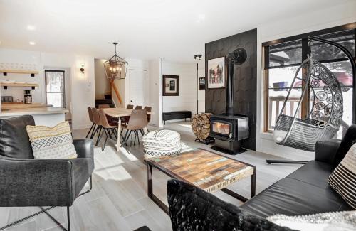 Stoneham Ski Chalet | Chalets Alpins - 12 Chemin Alpin