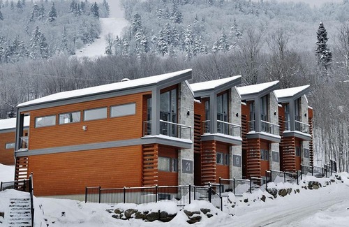 Stoneham Ski Chalet | Chalets Alpins - 17 Chemin des Quarante