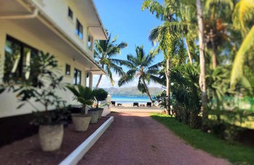 Praslin Island Ski Chalet | Chalets Anse Possession