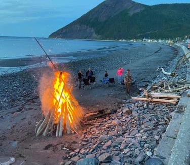 Mont-Saint-Pierre Hotel | Chalets Bernatchez