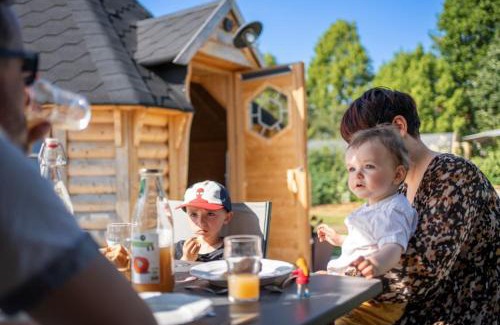 Chemille-Melay Ski Chalet | Chalets Clos du marais