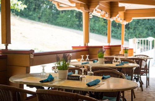 Mauroux Ski Chalet | Chalets du Soleil